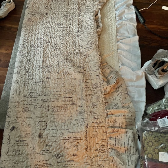 Quilt - Picture 3 of 3